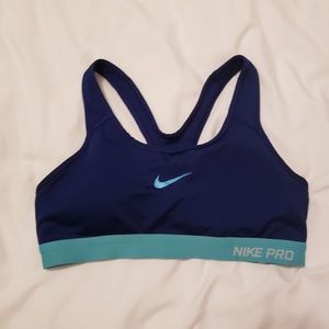 Nike Pro Sports Bra